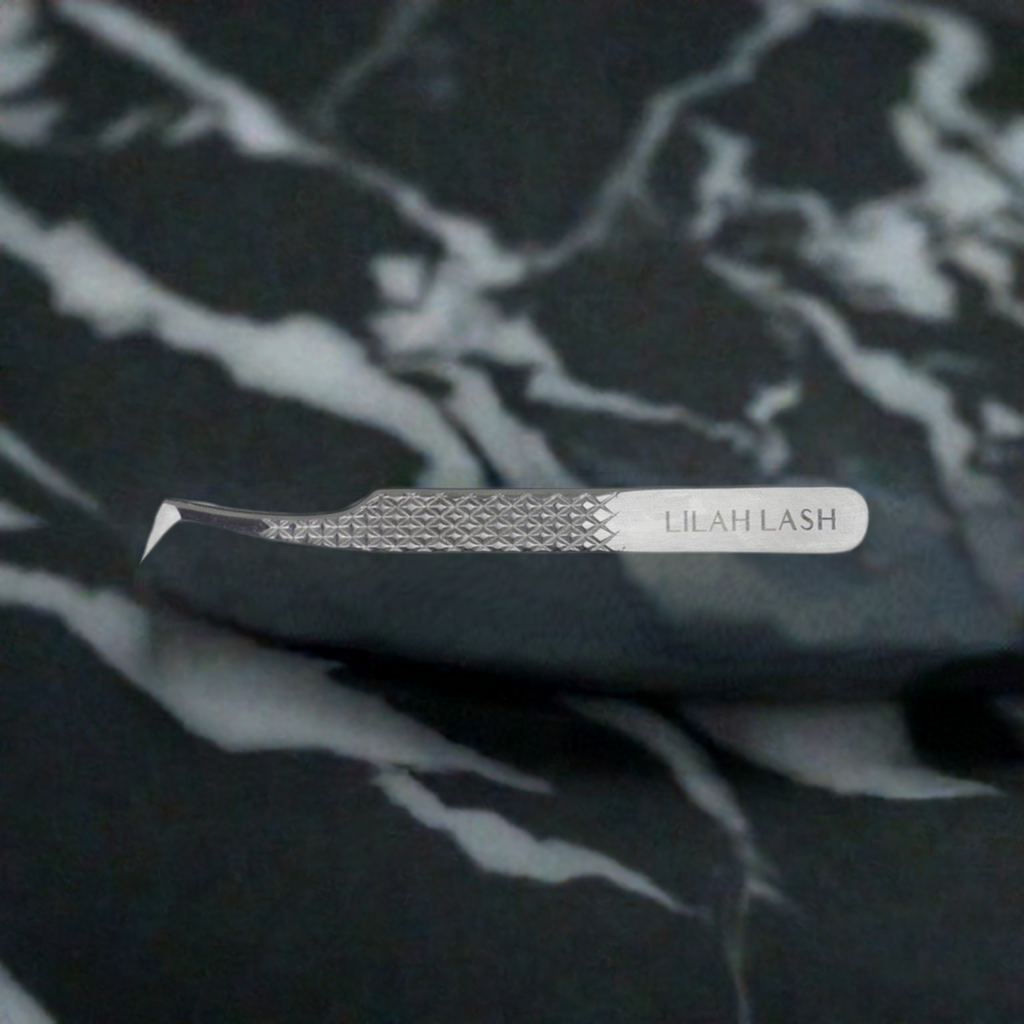Anna Tweezers